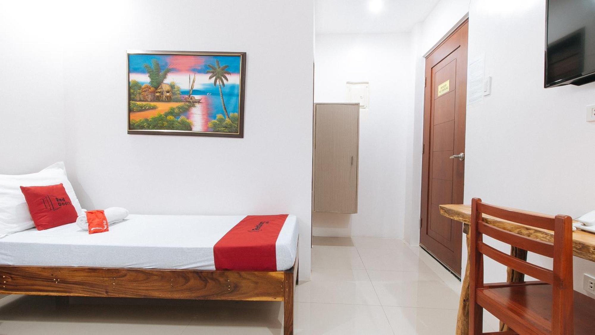 Reddoorz Plus @ Jollydays Hotel Nueva Ecija San Jose  Exteriér fotografie